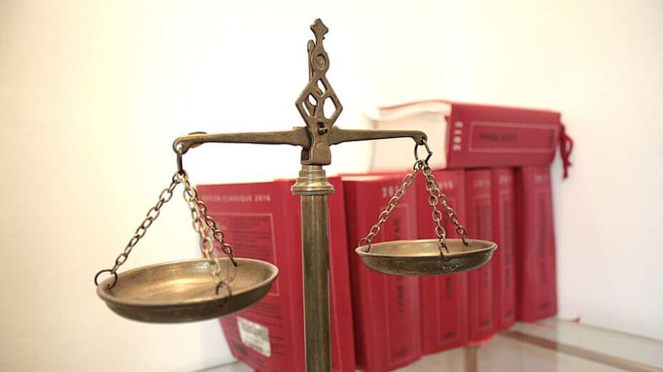 balance-justice-law-legal