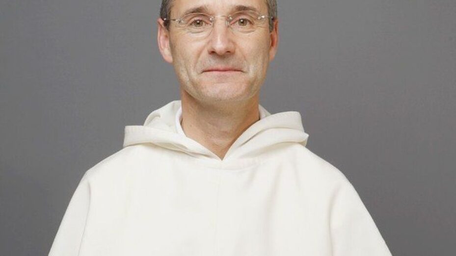 Mgr-Jean-Paul-Vesco-nomme-eveque-Oran-decembre-2012_0_1400_523