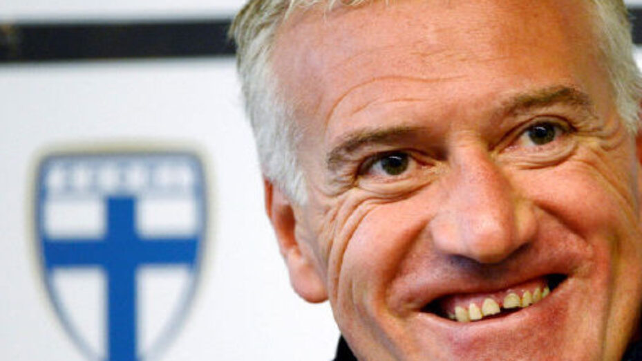 Didier-Dechamps-n-a-pas-forcement-le-sourire-apres-la-victoire-en-Finlande
