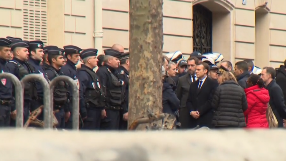Macron police