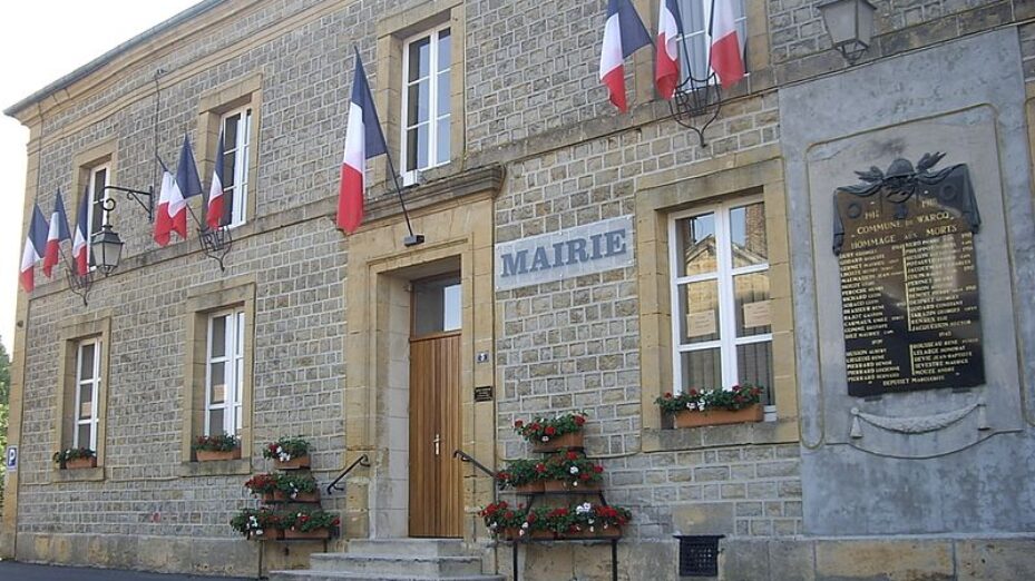 Mairie_de_WARCQ