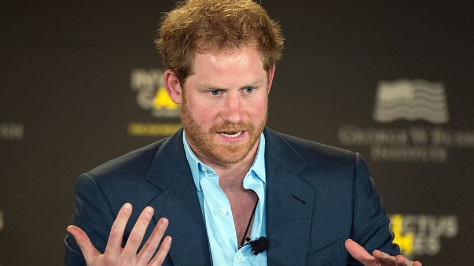 Prince_Harry_speaks_during_the_2016_Invictus_Games_Symposium_on_Invisible_Wounds_(26625125970)