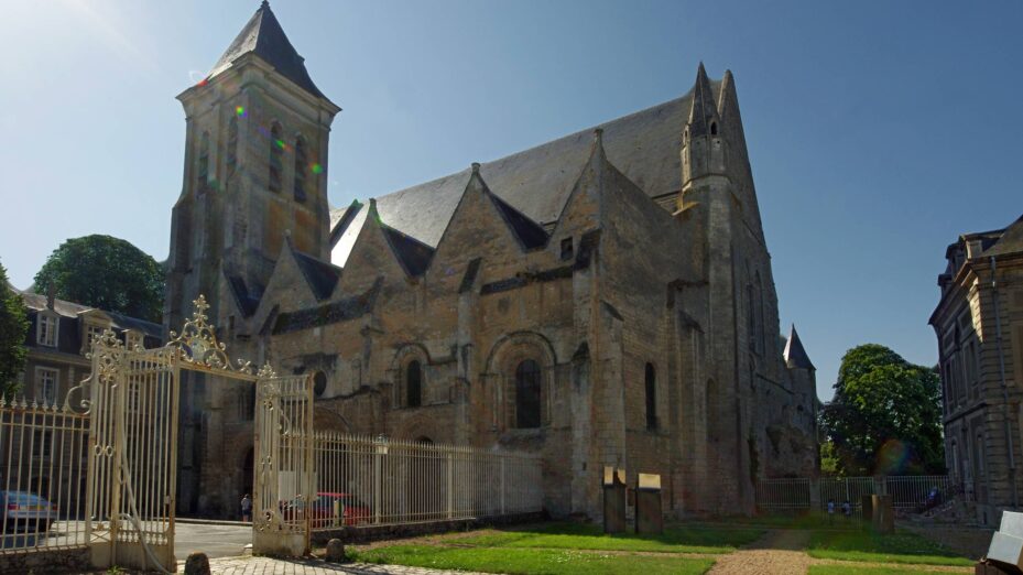 Châteaudun_(Eure-et-Loir)_(14765573331)