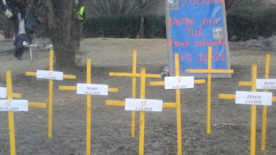 monument gilets jaunes