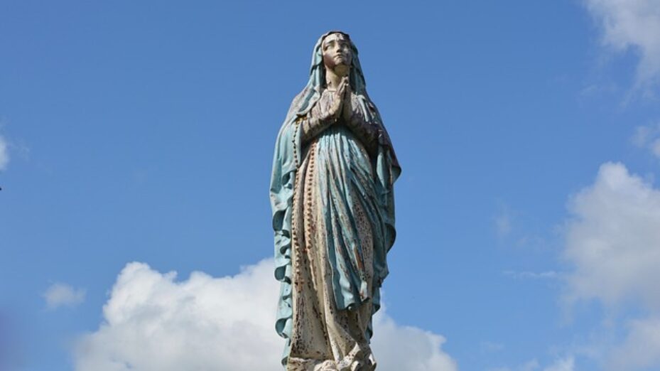 statue-holy-virgin-2710070_640