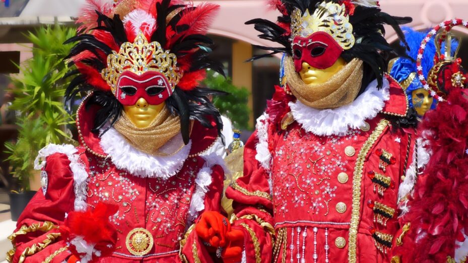 MASCARADE CARNAVAL