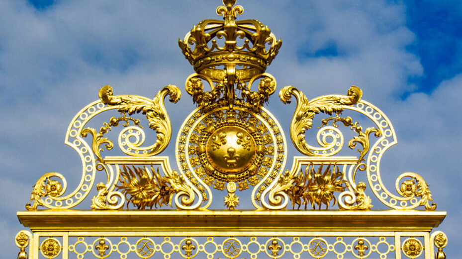 Grille_royale_of_Versailles_20130810