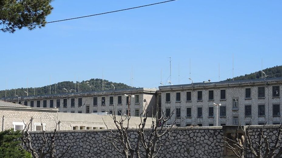 Prison-les-Baumettes-Marseille-vieille-part