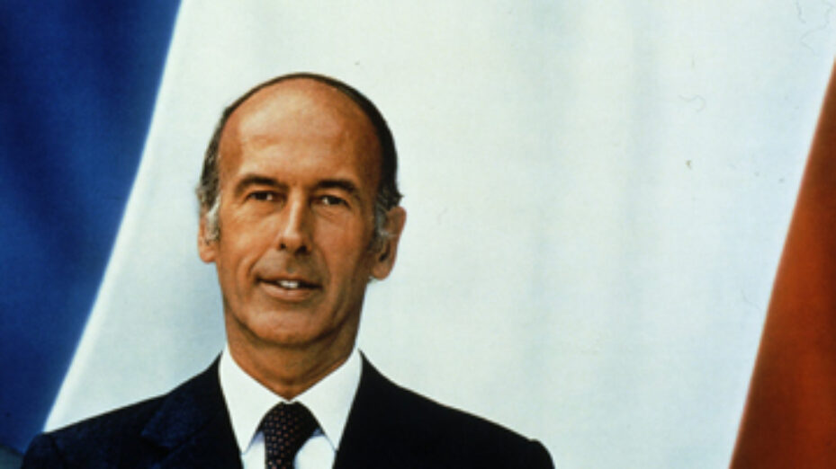 ob_5fa0ec_03giscard