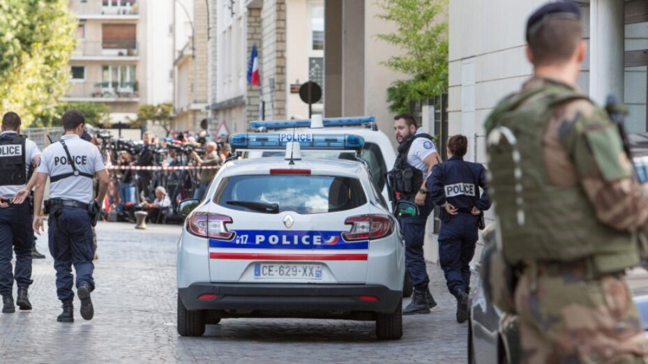 Car plows through soldiers on patrol in Paris suburb