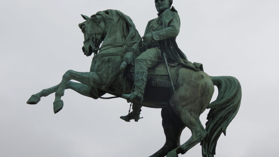 Détail_statue_équestre_Napoléon_Rouen