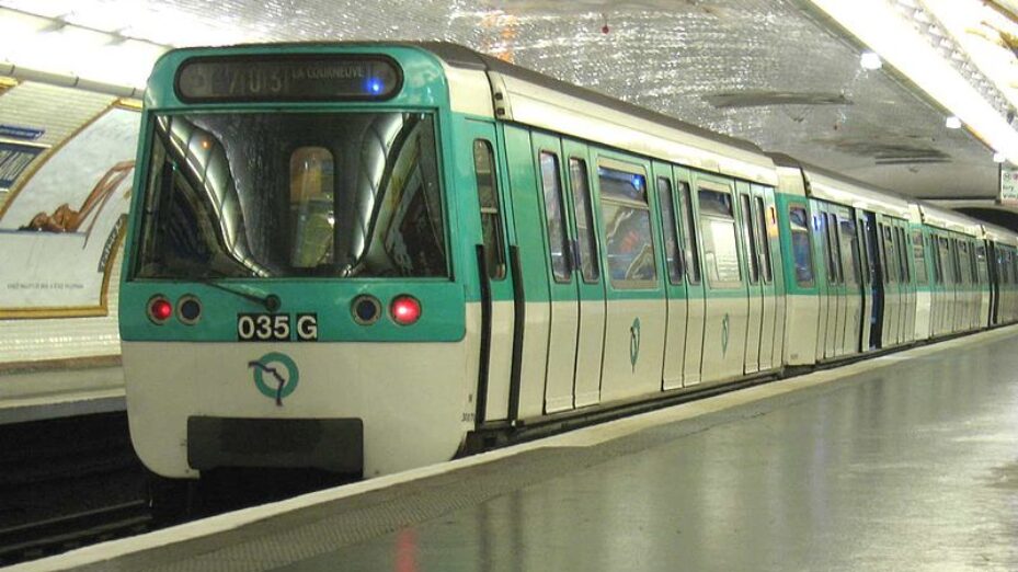 800px-Metro-Paris-Rame-MF77-ligne