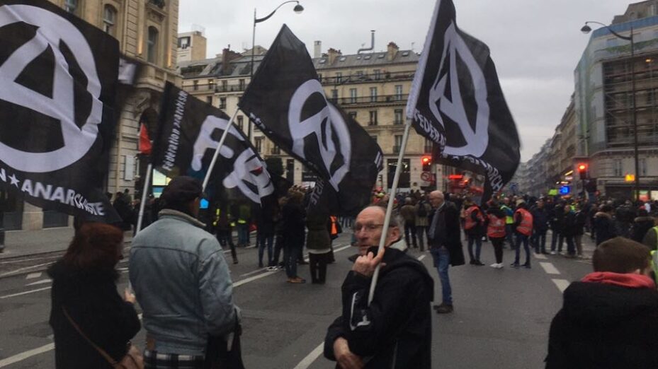 manif retraite anarchie