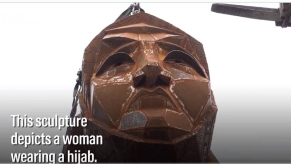 la force du hidjab sculpture Birmingham