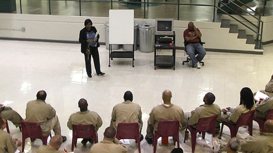 Cours dans une prison fédérale américaine