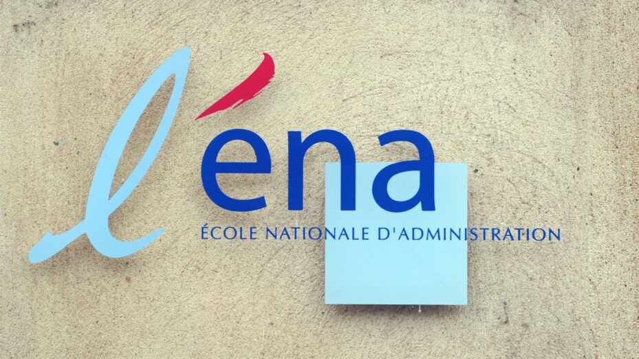 ena-ecole-nationale-d-administration-illustration_6301176
