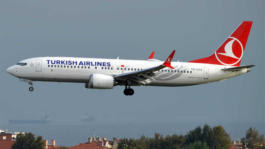 Turkish_Airlines,_TC-LCA,_Boeing_737-8_MAX_(44575165144)