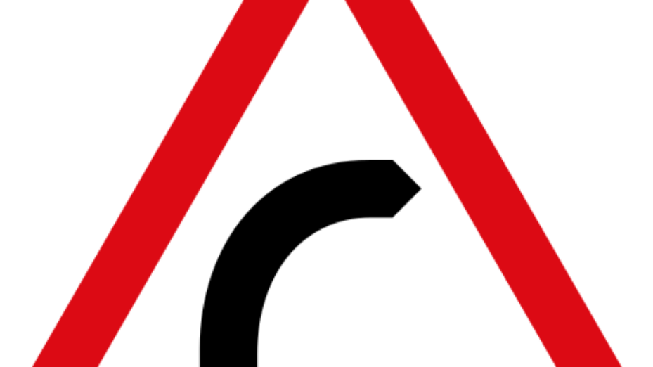 483px-Vienna_Convention_road_sign_Aa-1b-V1.svg