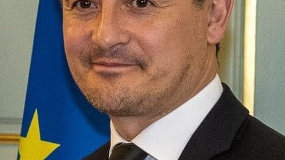 Darmanin fait de la diffamation sur le RN au 20 h lundi 10 juin