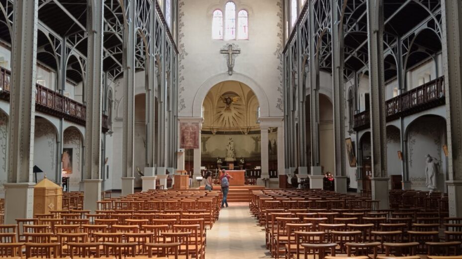 l'église des Ouvriers, Notre-Dame du Travail a été vandalisée dans la nuit du 14 au 15 juillet