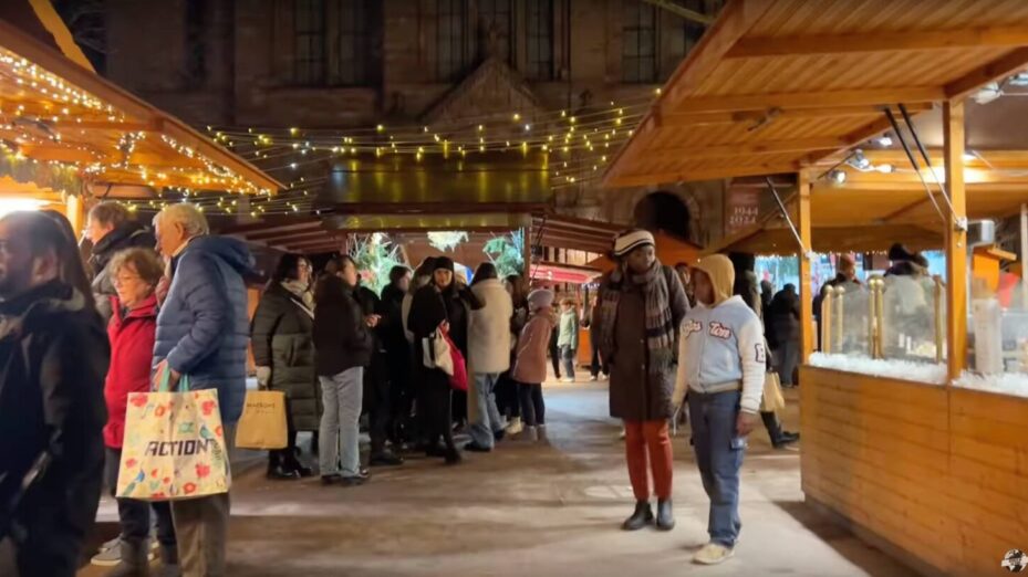 Le Marché de Noël de Strasbourg. Capture écran Secrets de La Terre