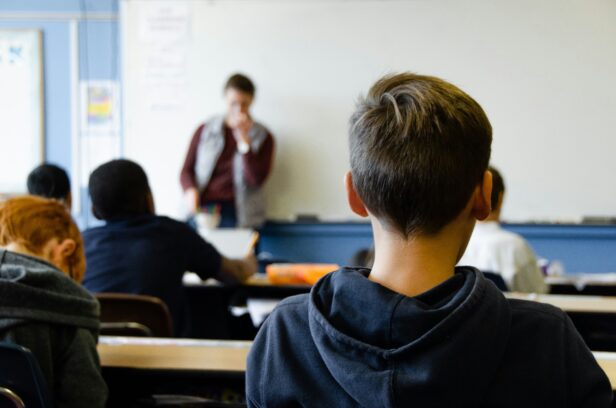 [UNE PROF EN FRANCE] On ne leur donne pas les règles ?