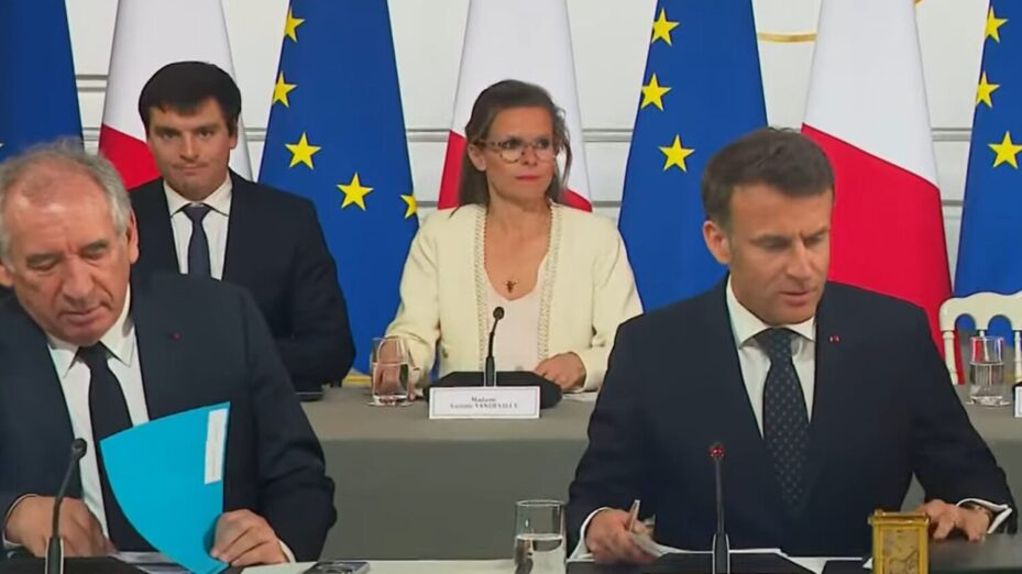 macron bayrou Capture d'écran YT présidence de la République