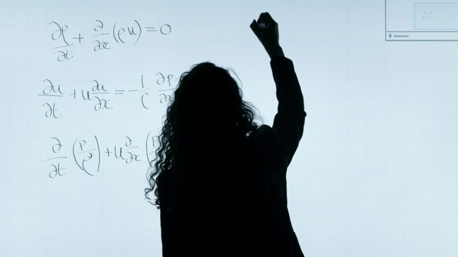 fille maths femme maths ingénieur