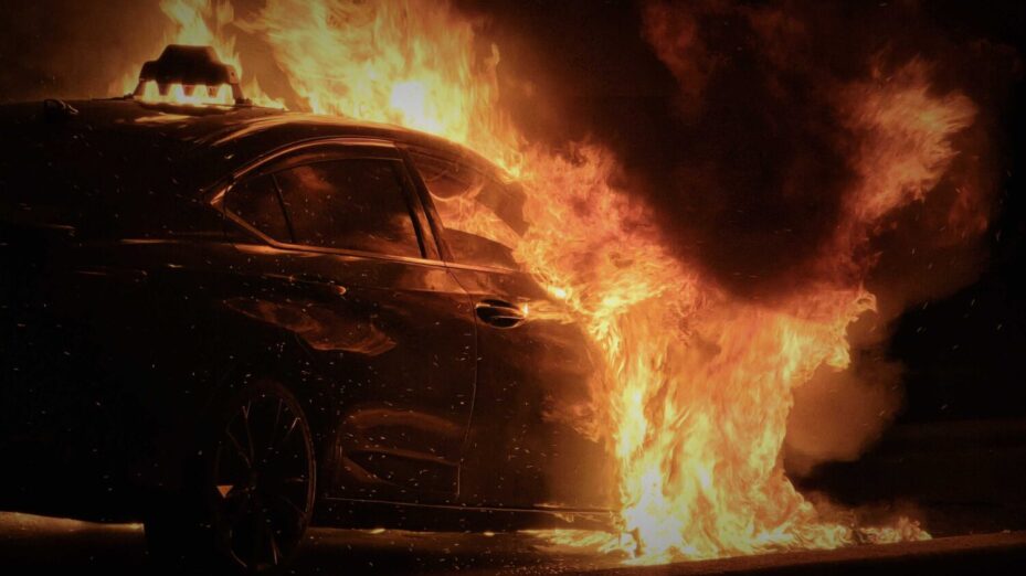 voiture brulée @BV