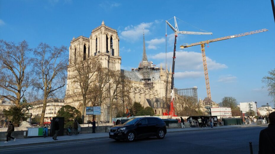 Paris Notre-Dame mars 2025 (2) Paris Notre-Dame mars 2025 (2)