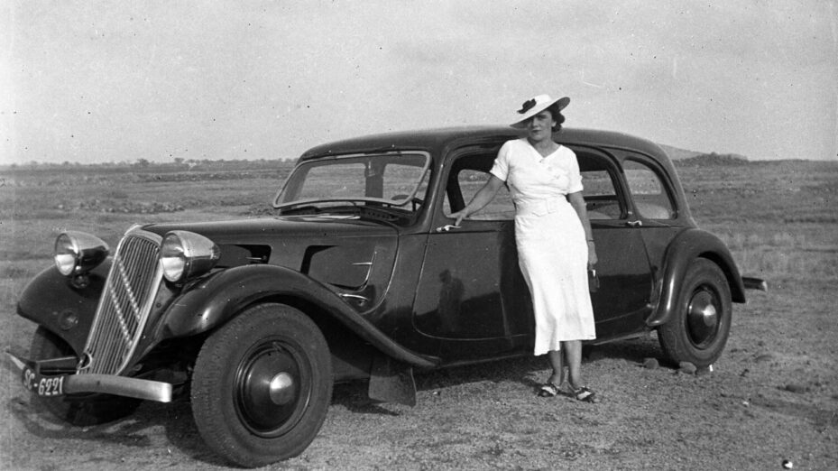 AFP NE PAS RÉUTILISER Citroën a traction avant, 1937 - immatriculation: SC-6221 ©Lux-in-Fine/Leemage (Photo by leemage / Bridgeman Images via AFP)