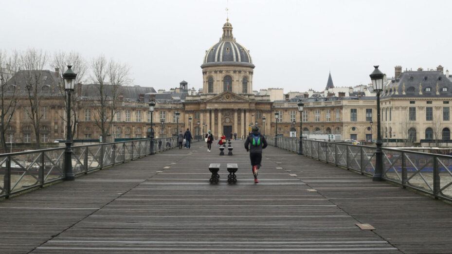 Pont des Arts Académie française © Pexels Photo de Ignacio Pereira