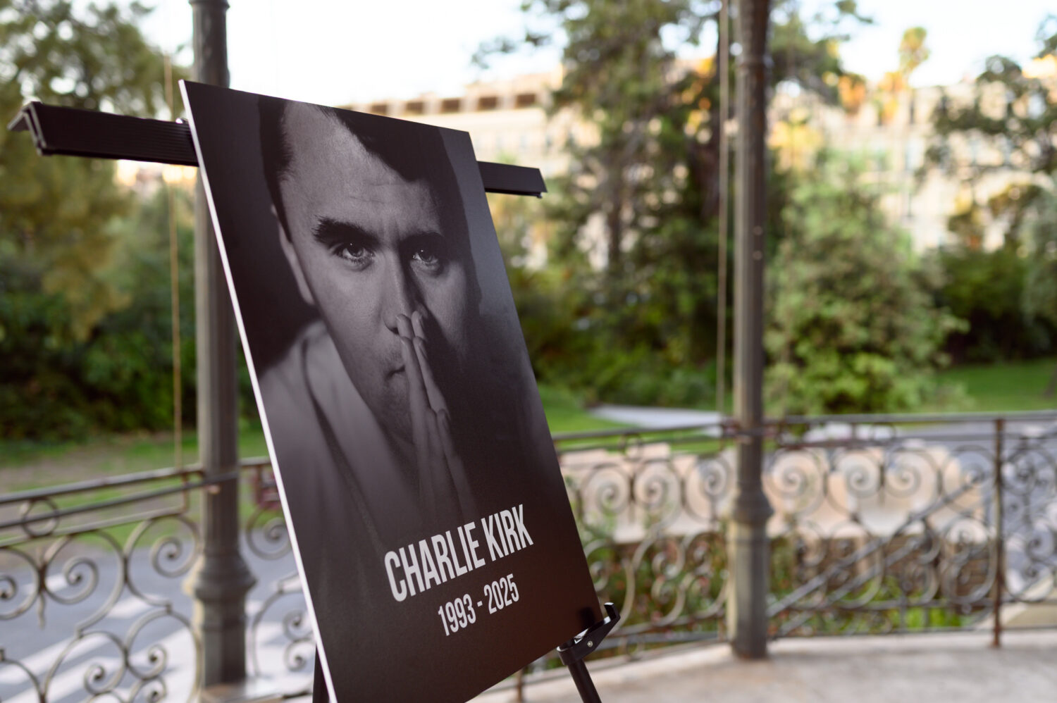 Portrait d'hommage à Charlie Kirk à Nice le 17 septembre 2025