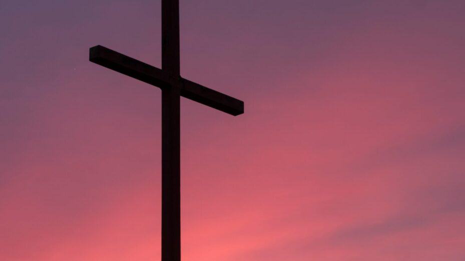 Croix croyants liberté religieuse