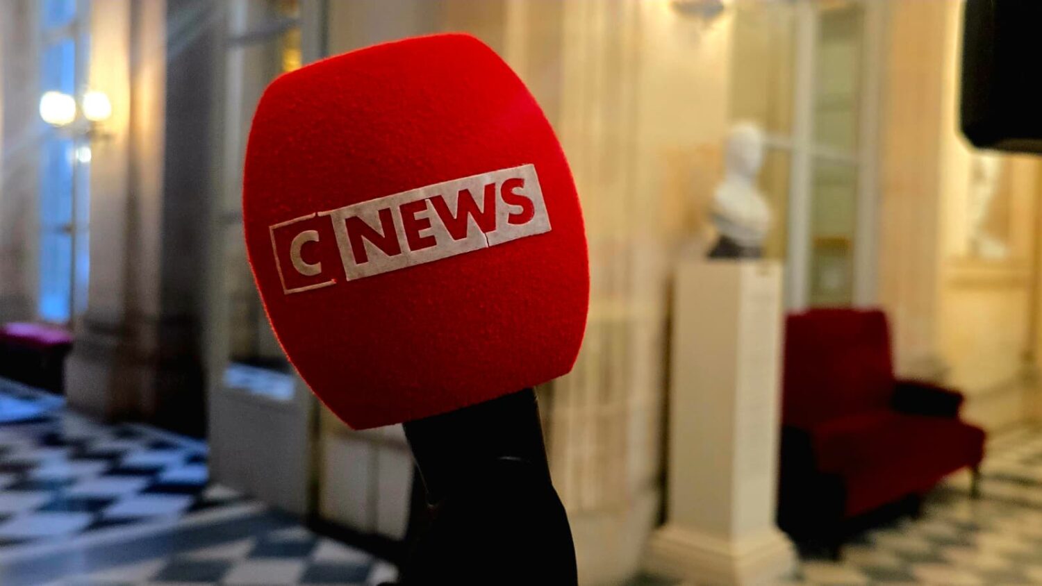 
		Commentaires sur [VOTRE AVIS] Le reportage de France 2 sur CNews peut-il enrayer sa progression ? par vert100		