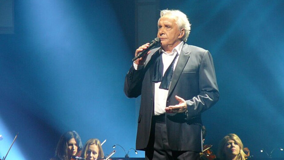 Guy Delsaut, CC BY-SA 4.0 , via Wikimedia Commons