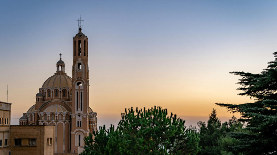 Basilique Saint-Paul, Mont-Liban (Liban).
Photo de Soly Moses: https://www.pexels.com/fr-fr/photo/basilique-saint-paul-33699675/