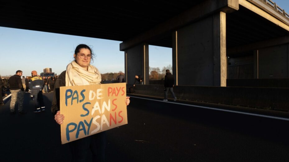 Blocage de l'A64 - ©Jean Bexon