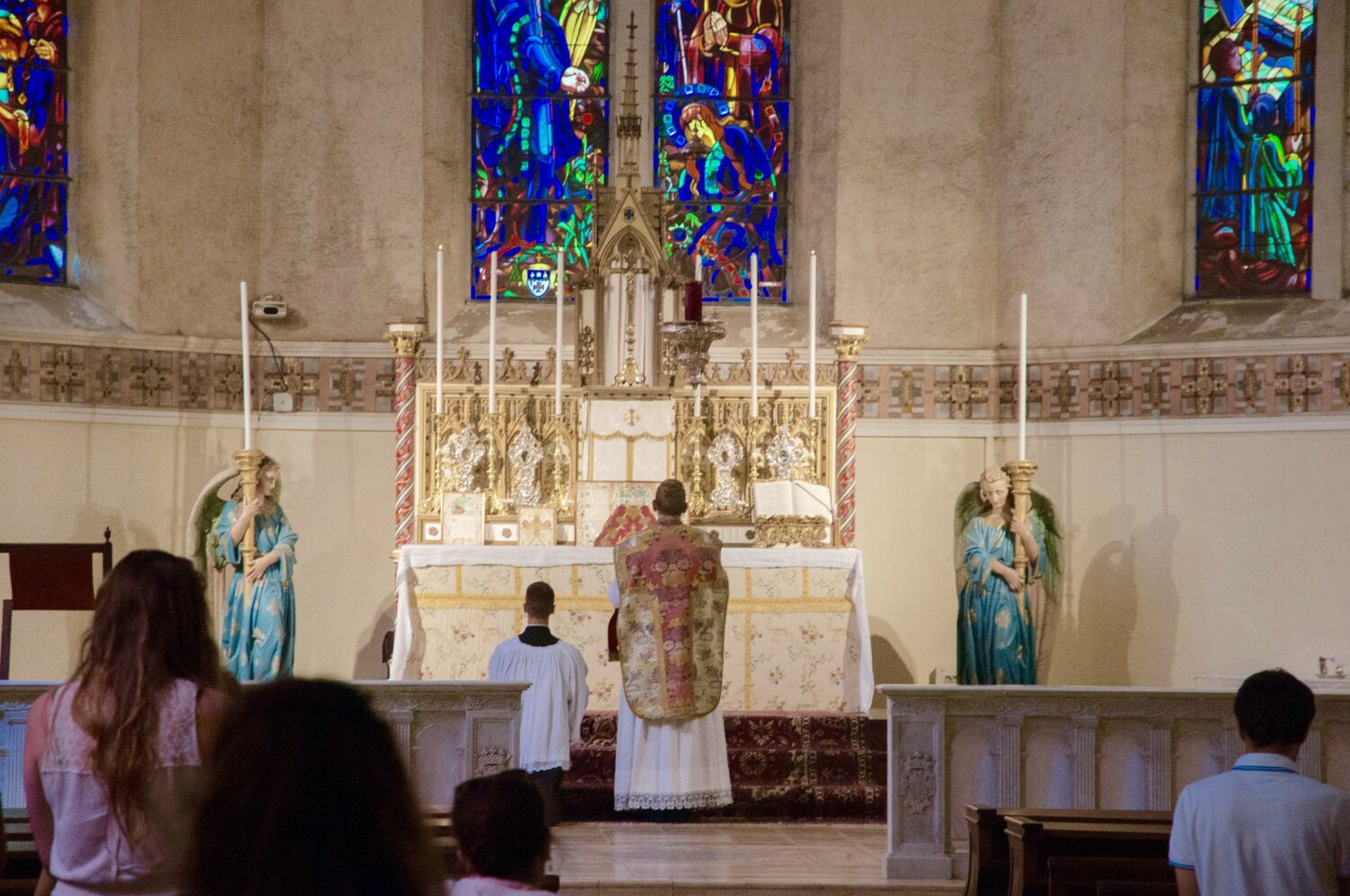 
		Commentaires sur Rome : vers un assouplissement à l’endroit des tradis ? par Bernard GUILHON		