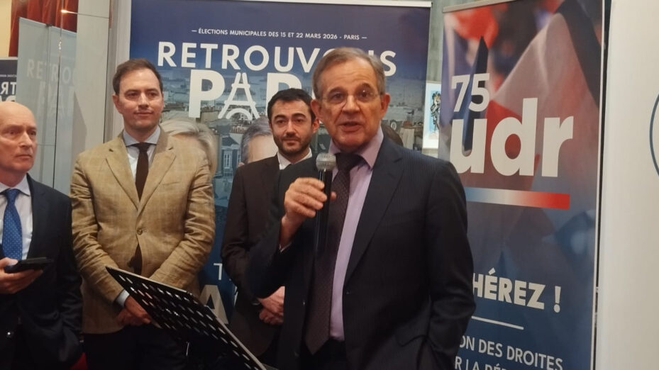 Thierry Mariani en conférence de presse, jeudi 15 janvier à Paris