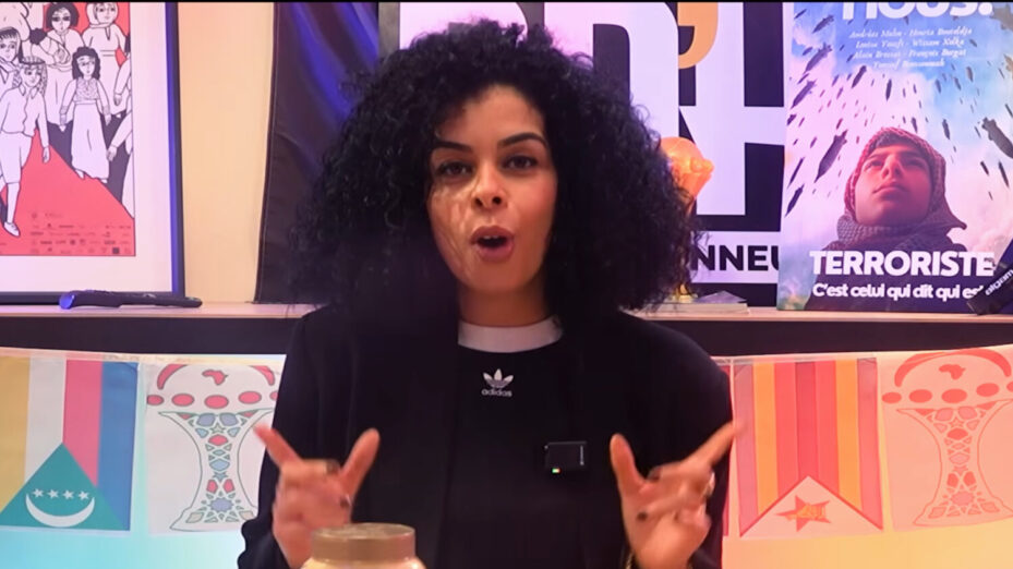 Sabrina Waz Capture d'écran © Youtube Paroles D'Honneur