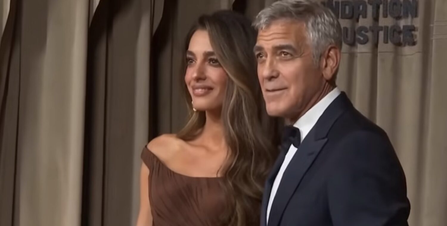 
		Commentaires sur [VOTRE AVIS] Approuvez-vous la naturalisation de la famille Clooney ? par canet		
