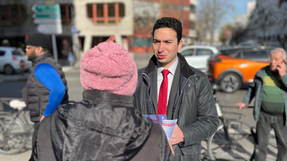 Kevin Nader à la rencontre des Yvryiens. Photo K. Nader.