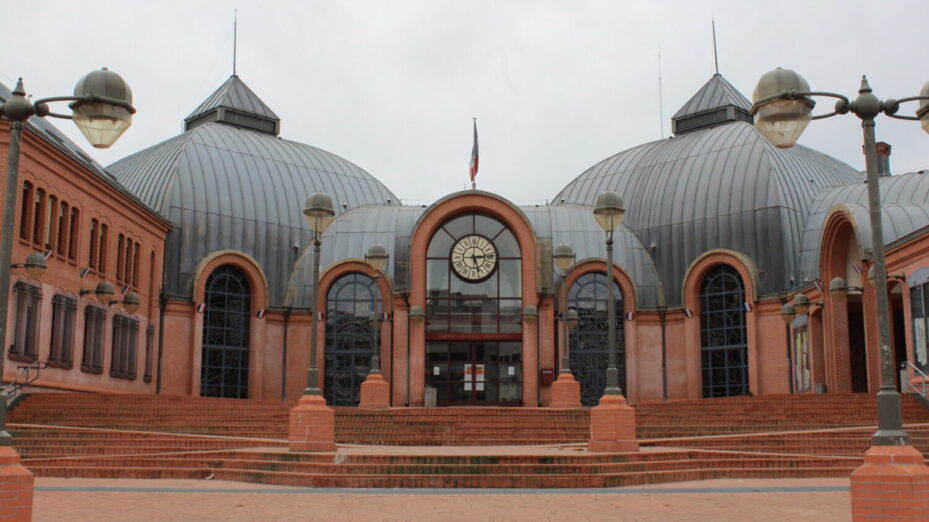 Hôtel de Ville Vitry-sur-Seine Chabe01, CC BY-SA 4.0 , via Wikimedia Commons