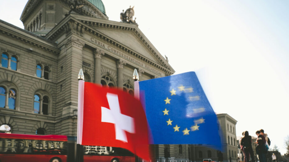 Le Palais fédéral suisse à Berne. © https://www.pexels.com/fr-fr/photo/drapeau-ue-fujifilm-europe-7327879/