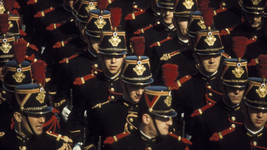 14 juillet 1971. (Photo by Jean-Pierre Couderc / Roger-Viollet via AFP)