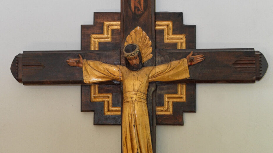 Henri Charlier, Christ en croix, église de l'Haÿ-les-Roses. D.R.