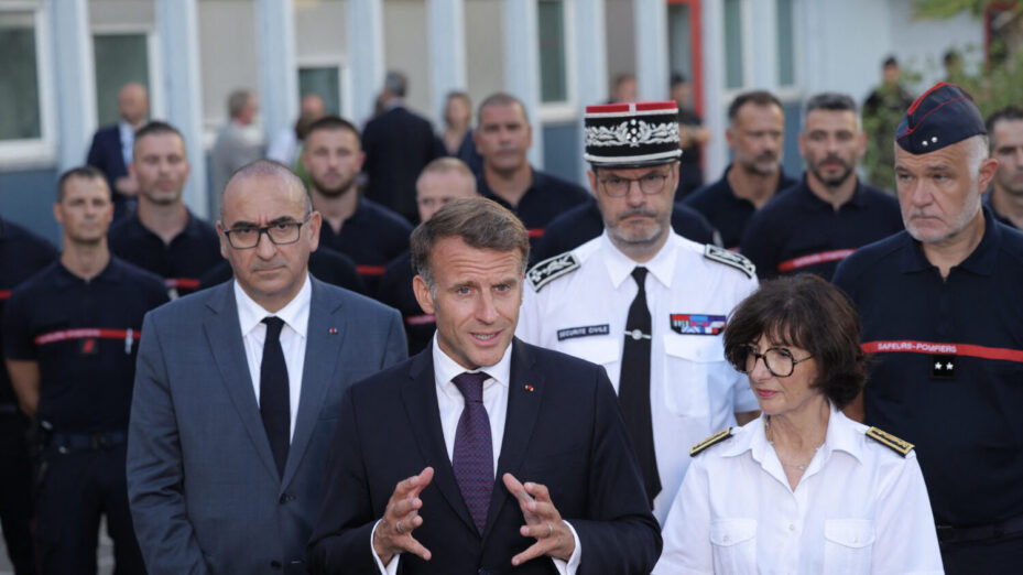 © Kenzo TRIBOUILLARD / POOL / AFP
