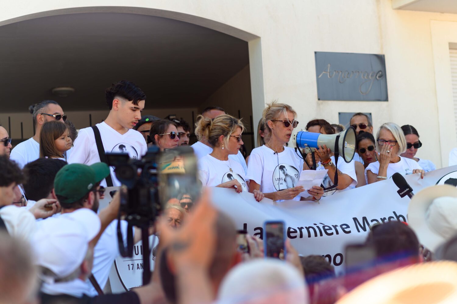 La Dernière Marche, Justice pour Louis - Famille de Louis, manifestation à Narbonne le 5 juillet 2026