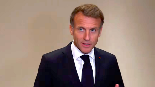Emmanuel Macron et ses chers bureaux privés à 2,3 millions d’euros